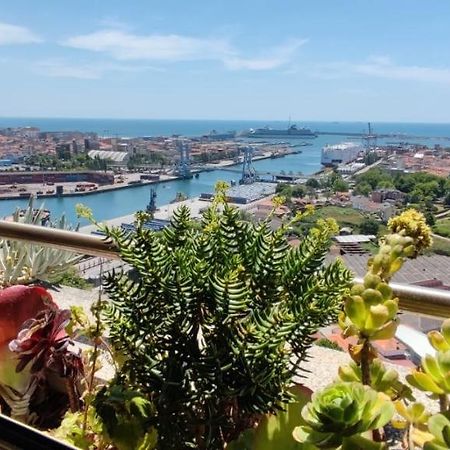City, Beach And This View レサ・ダ・パルメイラ エクステリア 写真